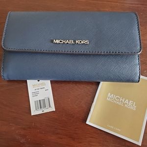 NWT Michael Kors wallet